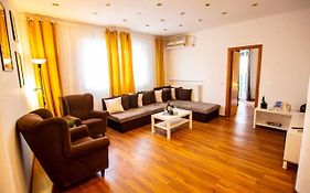 Apartment With Panoramic Terrace In City Center